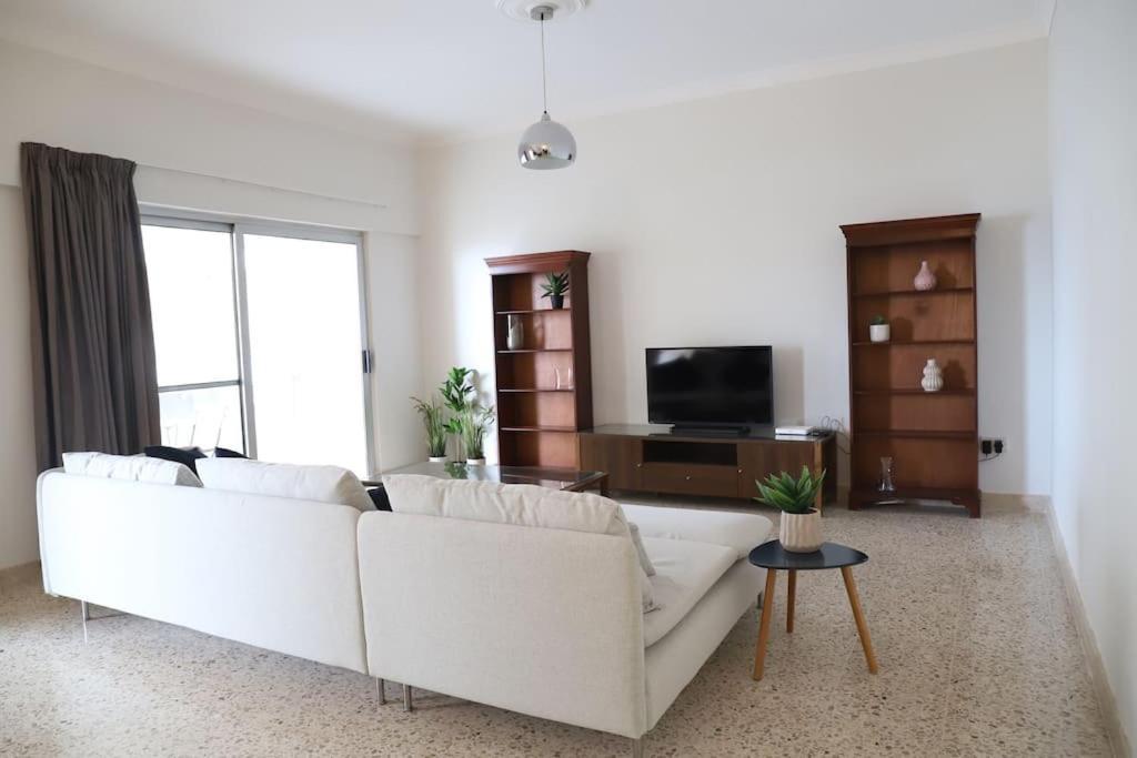 Seaview 3 Bedroom Apartment In 슬리에마 외부 사진